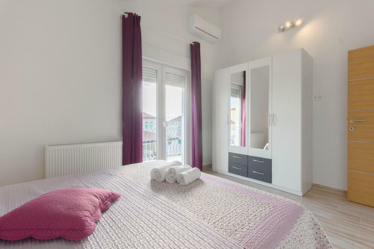 Apartmani Skelin***/**** Kastela Luaran gambar