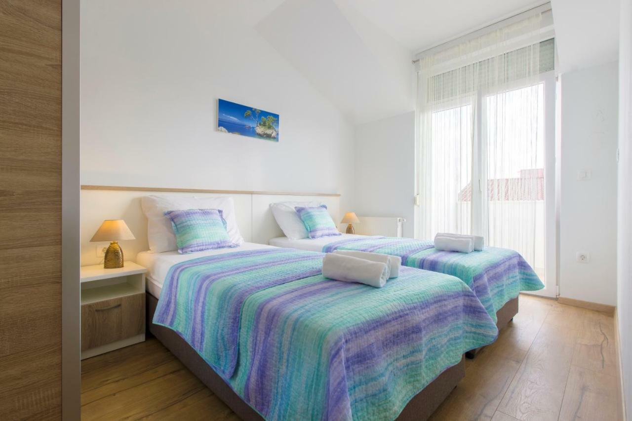 Apartmani Skelin***/**** Kastela Luaran gambar