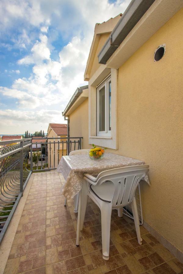 Apartmani Skelin***/**** Kastela Luaran gambar