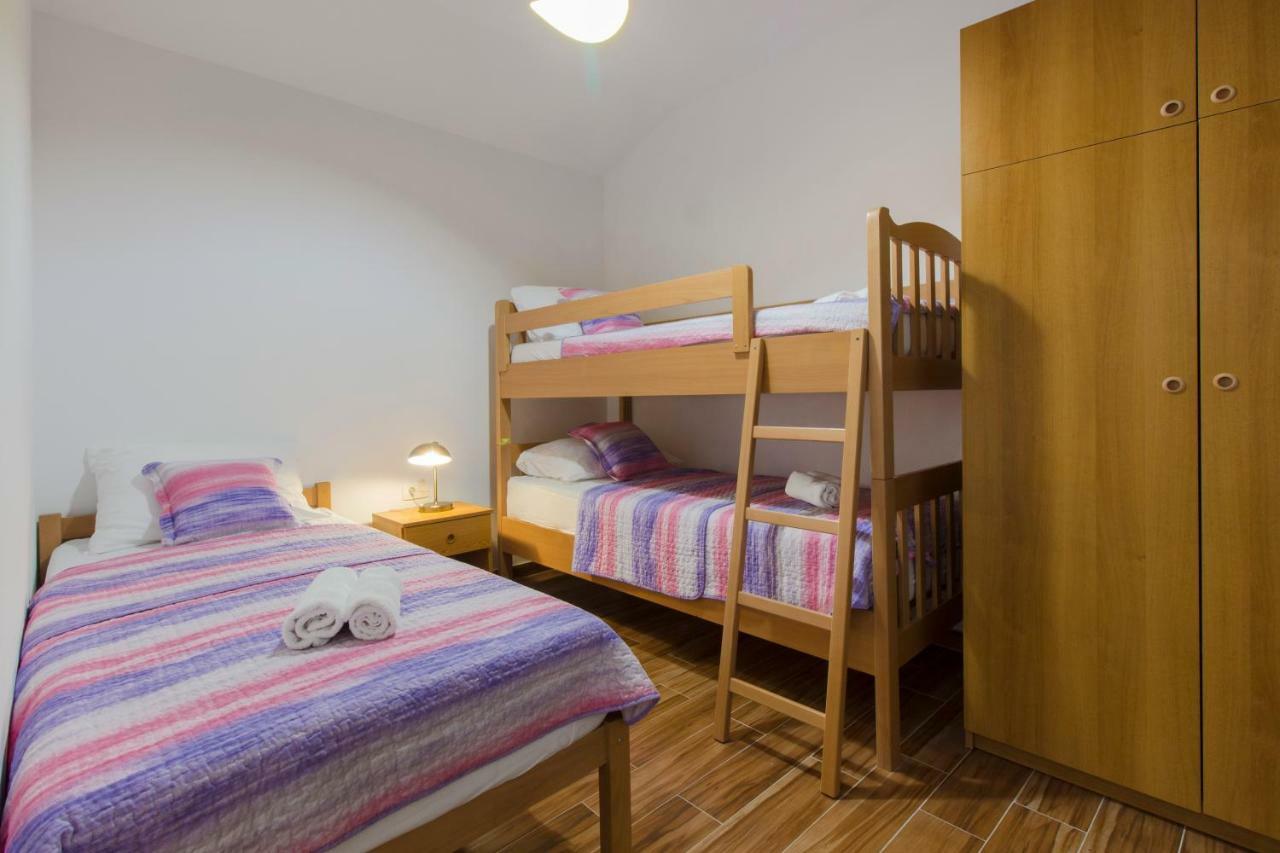 Apartmani Skelin***/**** Kastela Luaran gambar