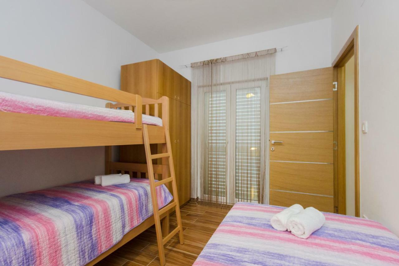 Apartmani Skelin***/**** Kastela Luaran gambar