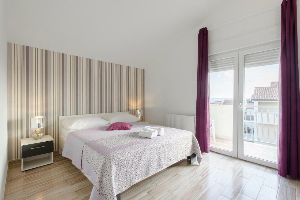 Apartmani Skelin***/**** Kastela Luaran gambar