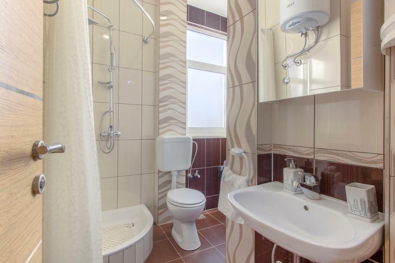 Apartmani Skelin***/**** Kastela Luaran gambar